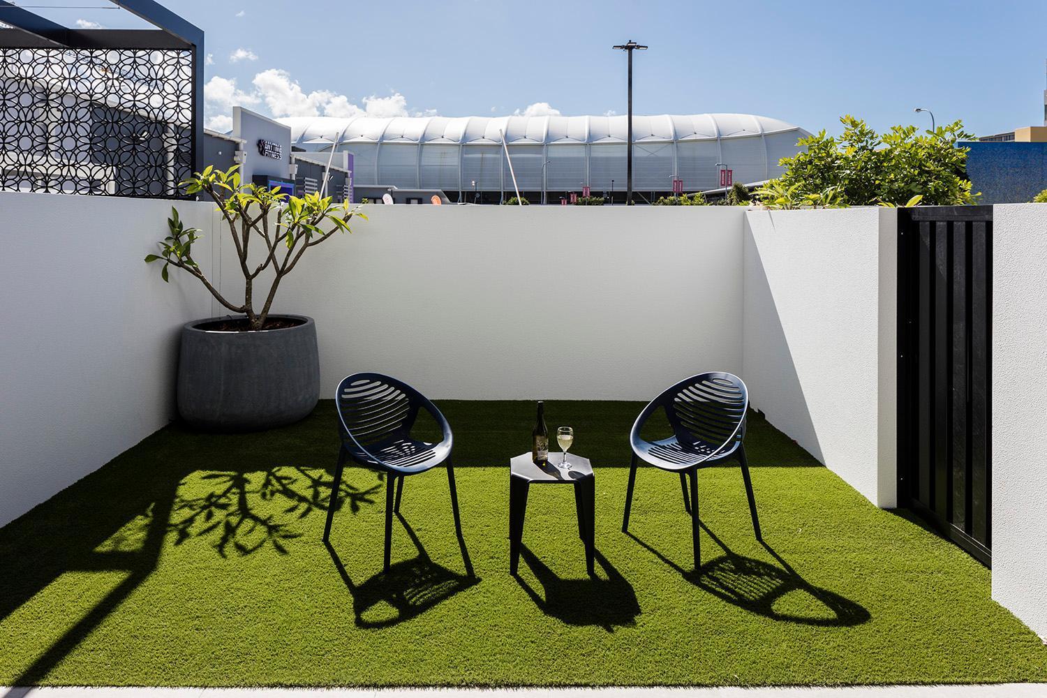 Quest Robina Aparthotel Gold Coast Exterior photo