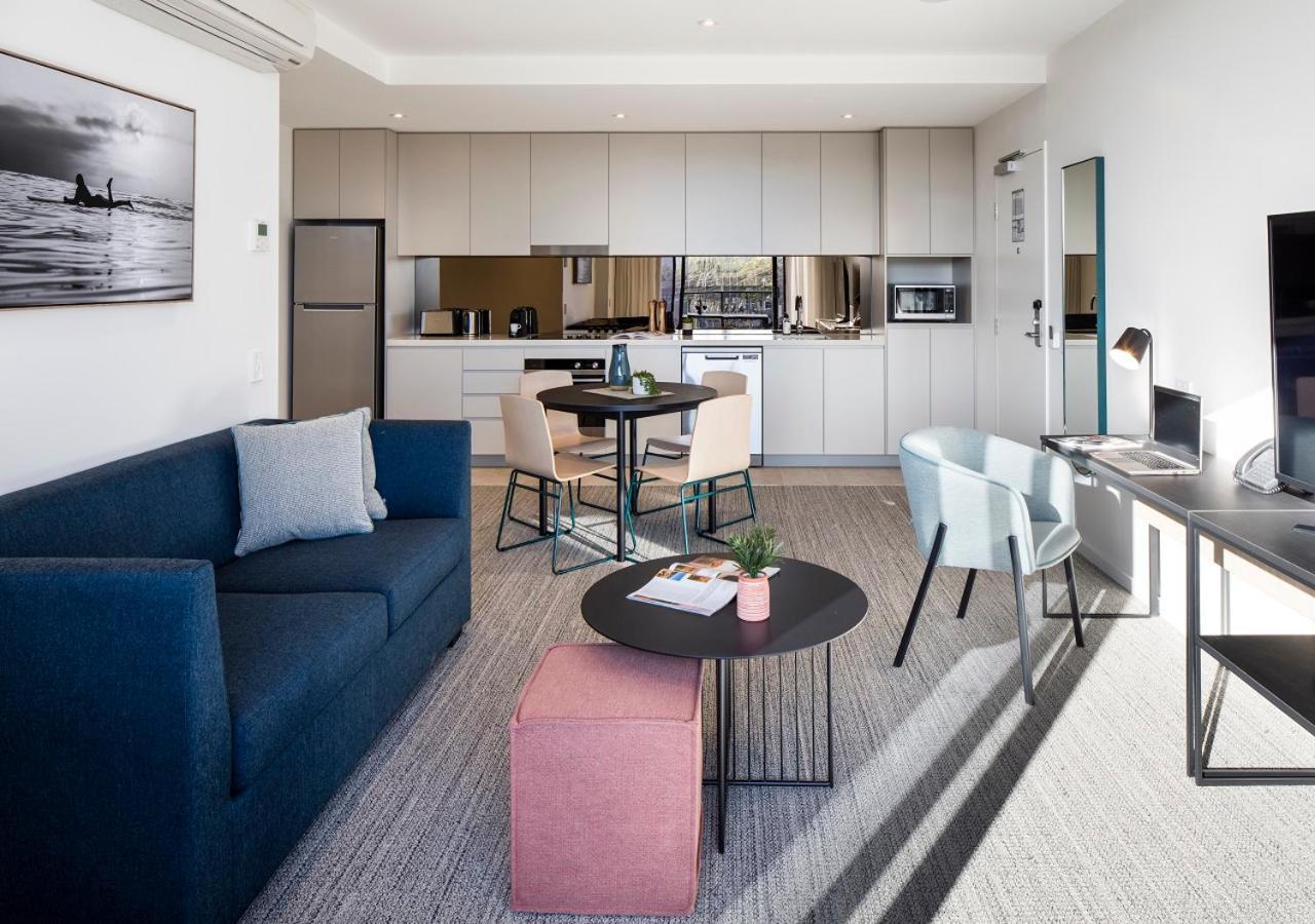 Quest Robina Aparthotel Gold Coast Exterior photo
