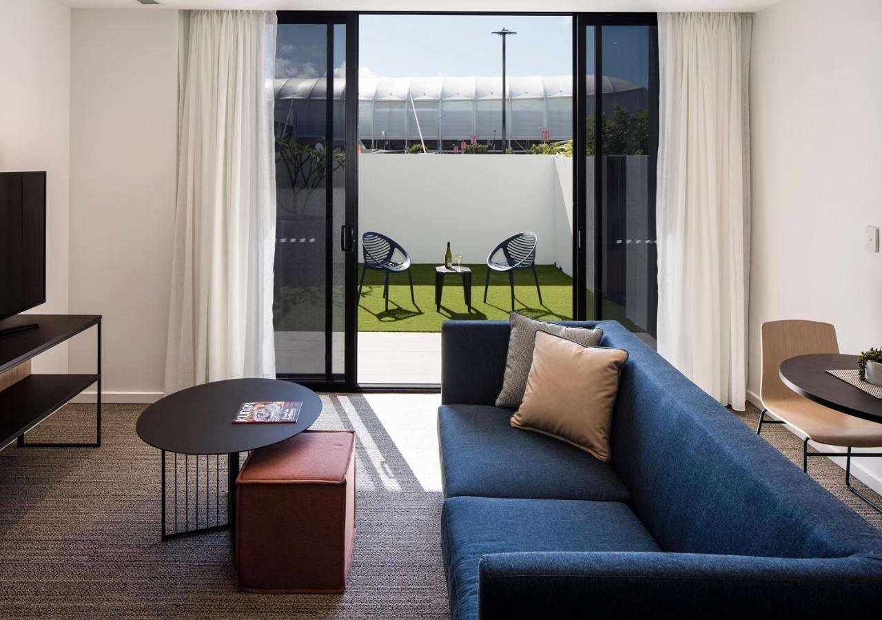 Quest Robina Aparthotel Gold Coast Exterior photo