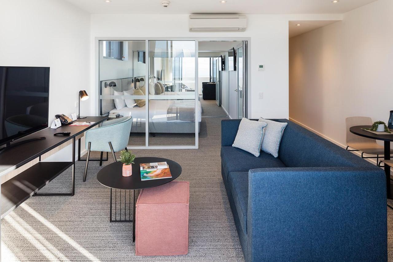 Quest Robina Aparthotel Gold Coast Exterior photo