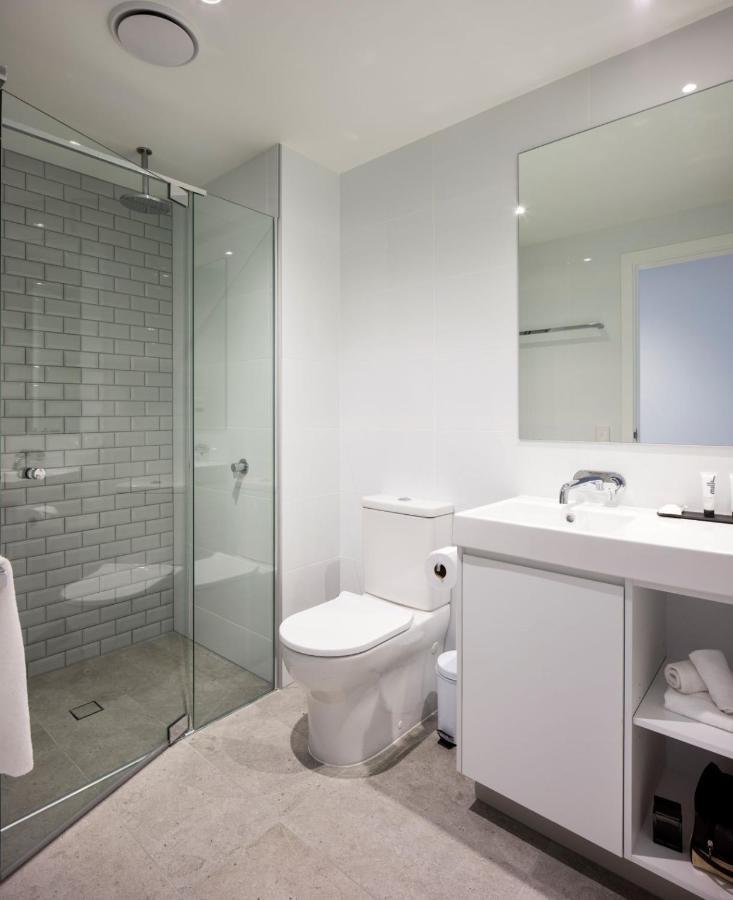 Quest Robina Aparthotel Gold Coast Exterior photo