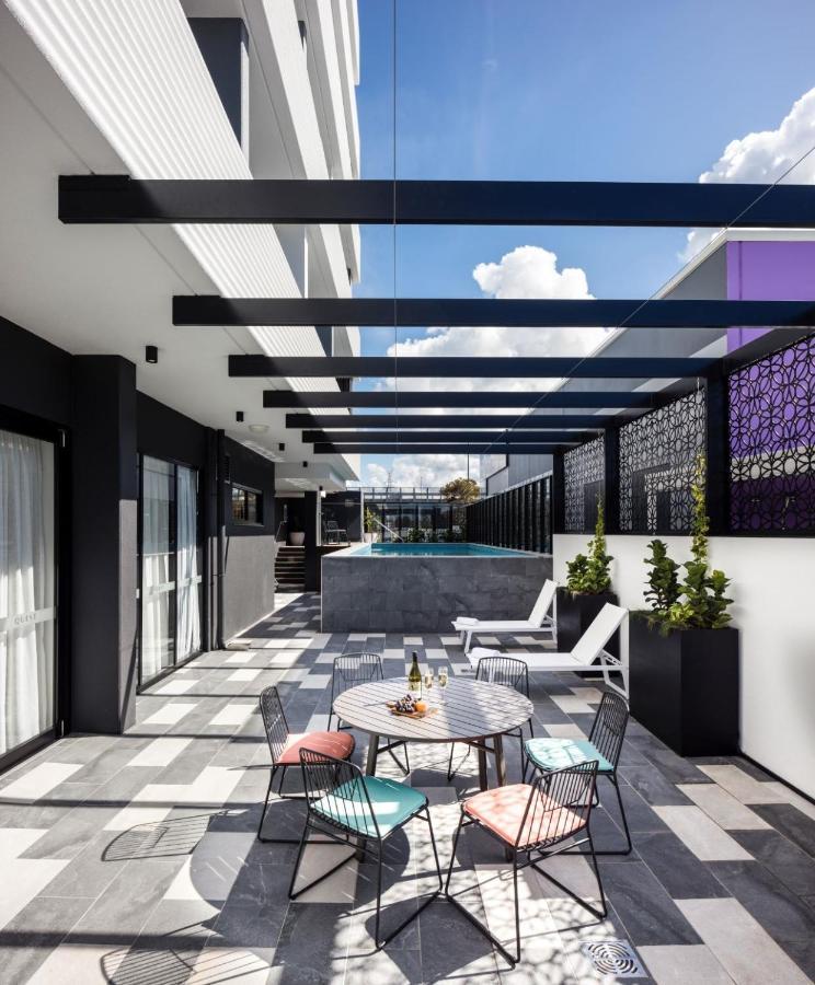 Quest Robina Aparthotel Gold Coast Exterior photo